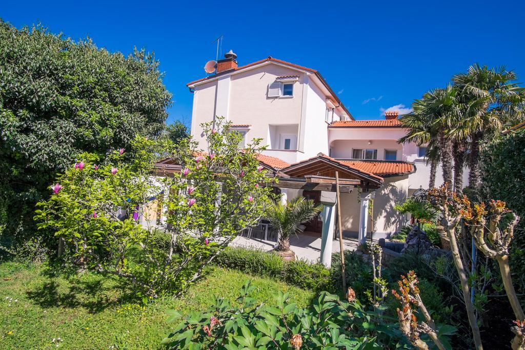 Villa Palma Malinska Bagian luar foto